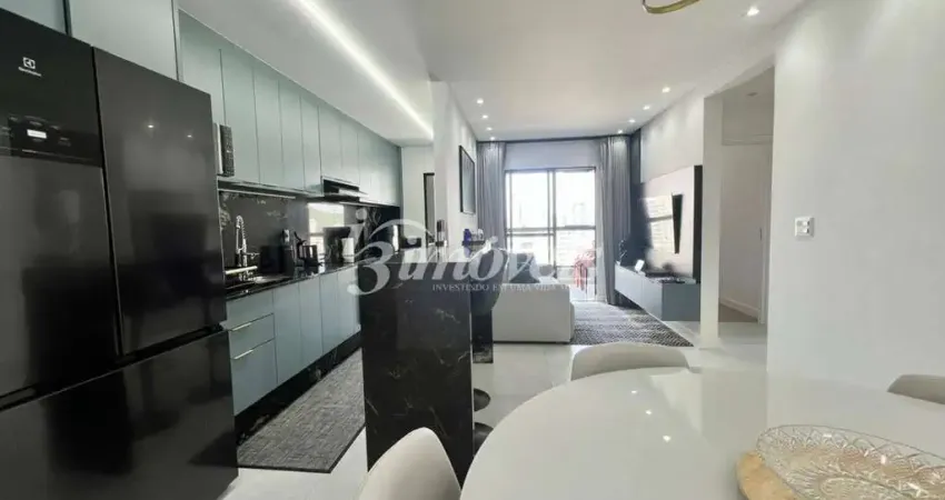 Apartamento mobiliado à venda, 3 quartos sendo 1 suíte, 2 vagas de garagem, Residencial Maggiore, Bairro Vila Operária, Itajaí - SC