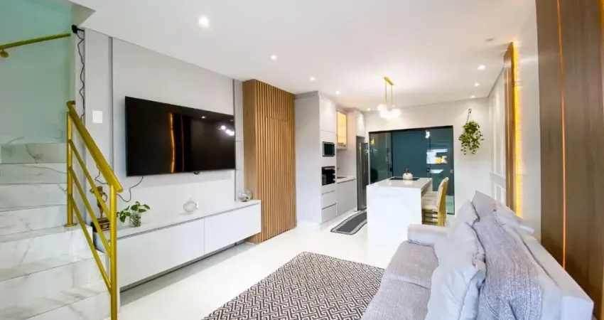 VENDE SOBRADO  MODERNO NO BAIRRO BRASÍLIA EM CASCAVEL!