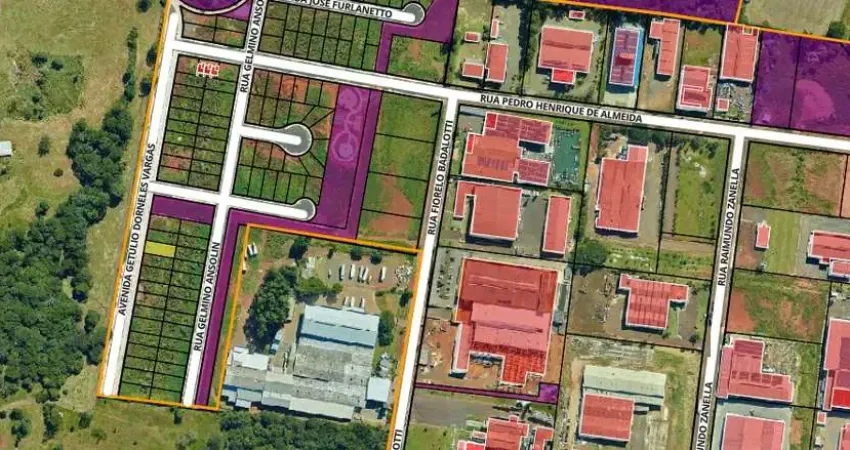 Terreno à venda na Avenida Getulio Dornelles Vargas, 5817, Industrial, Chapecó