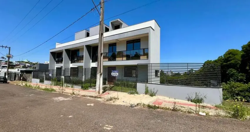 Casa com 3 quartos para alugar na Avelino Anssolin Capeletti, 235, Esplanada, Chapecó