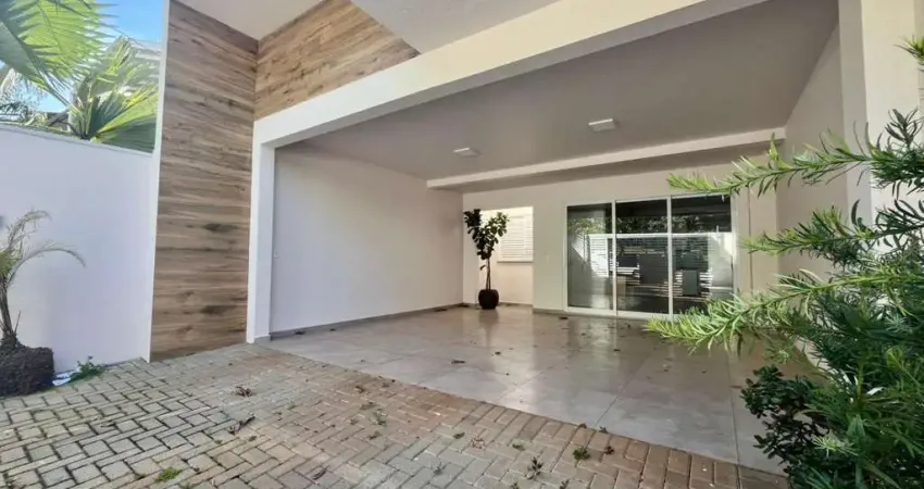 Casa com 2 quartos para alugar na Fermino Moschetta, 235, São Lucas, Chapecó