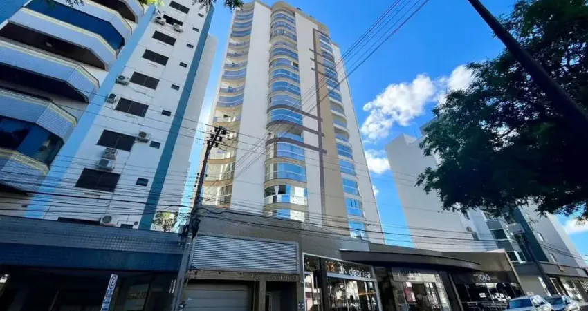 Apartamento com 3 quartos para alugar na Avenida Nereu Ramos - D, 1401, Centro, Chapecó