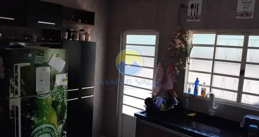 Casa com 2 dormitórios à venda, 140 m² por R$ 300.000,00 - Cidade Salvador - Jacareí/SP