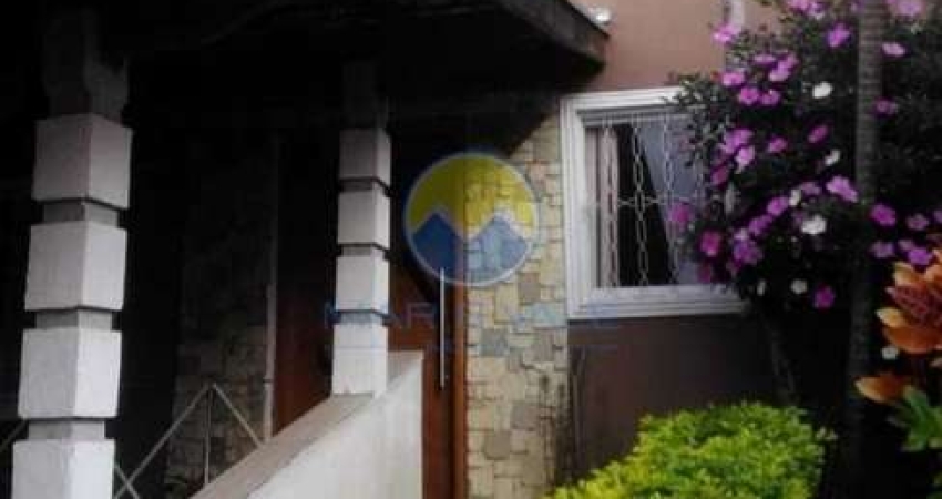 Sobrado com 4 dormitórios à venda, 170 m² por R$ 640.000 - Centro - São José dos Campos/SP