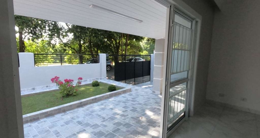 Casa com 3 dormitórios à venda, 160 m² por R$ 830.000,00 - Jardim Satélite - São José dos Campos/SP