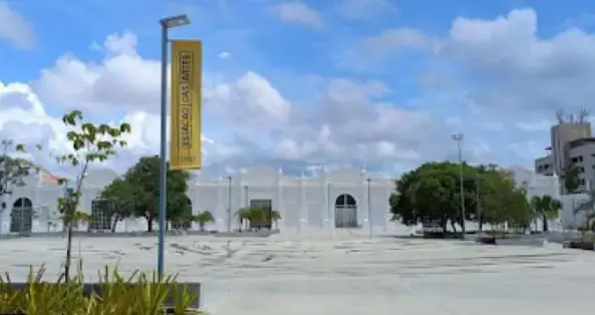 Prédio para alugar na Rua General Sampaio, Centro, Fortaleza