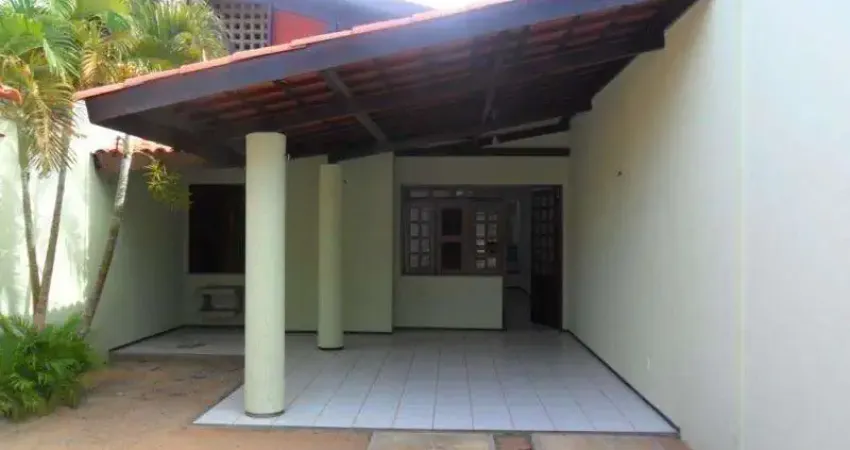 Casa com 3 quartos à venda na Rua Doutor Itamar Espíndola, Sapiranga, Fortaleza