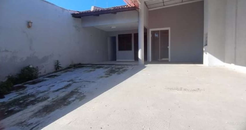 Casa com 3 quartos à venda no Coaçu, Fortaleza 