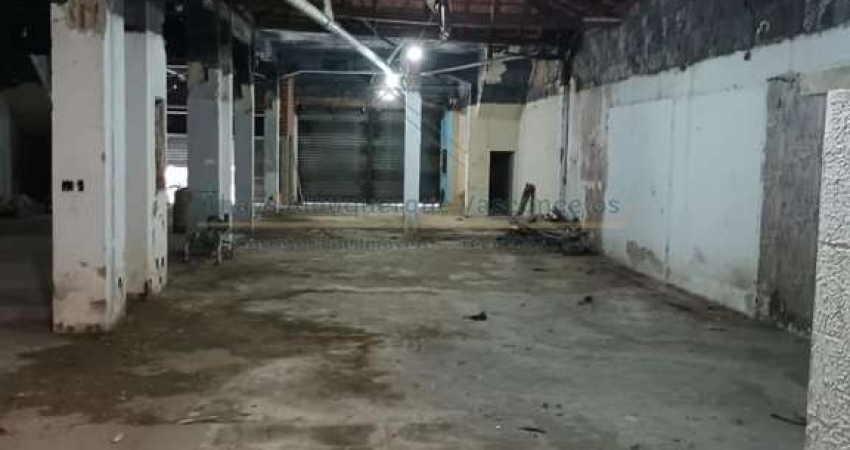Loja Comercial altos e baixos - Locação R$ 16.000,00 + Iptu - 617,75 m² - Centro em Santos