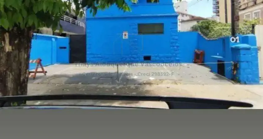 Imóvel Comercial no Gonzaga em Santos - Locação R$ 40 mil + iptu  Casa + estacionamento.