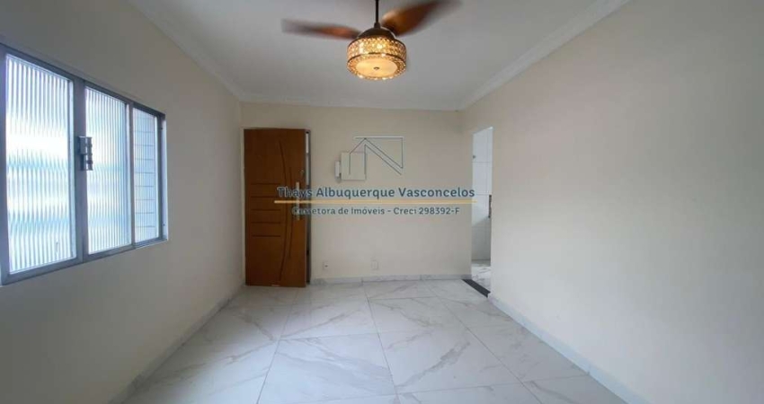 Apartamento à venda - no BNH - Aparecida - Santos - 3 dormitórios, 100% reformado e com Portaria - R$ 340 mil