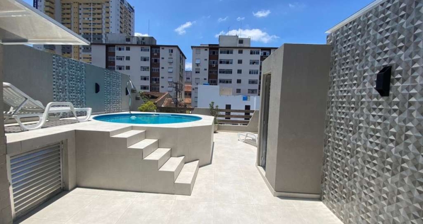 Sobrado Geminado Lateral - 220 m² - a venda - Boqueirão Santos - 3 suítes, 2 vagas, Piscina e Churrasqueira