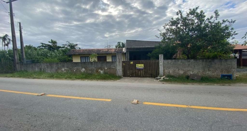 Casa para Venda em Araquari, Itapocu, 4 dormitórios, 2 banheiros, 1 vaga