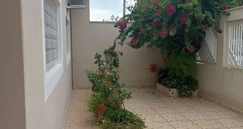 Casa com 3 quartos à venda na Vila Queiroz, Limeira 