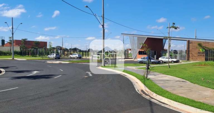 Terreno em condomínio fechado à venda no Novo Mundo, Uberlândia 