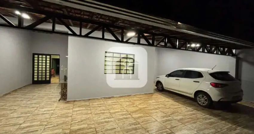 Casa com 3 quartos à venda no Jardim Holanda, Uberlândia