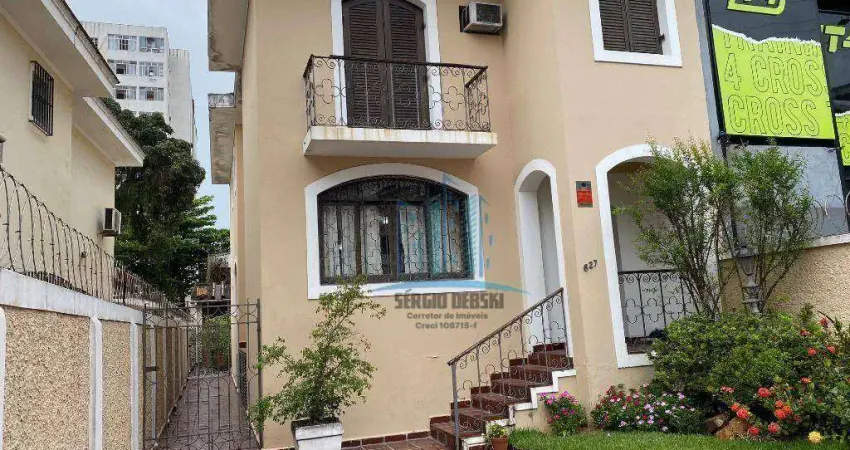 Vende-se amplo sobrado com 292 m² de terreno, 260 m² construídos, próximo ao orquidário. santos-sp.