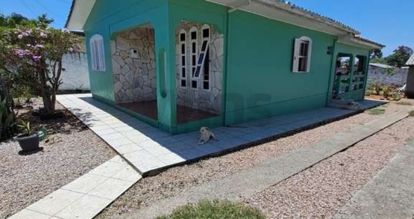 Casa Alvenaria 2 dormitórios em terreno amplo - Içara