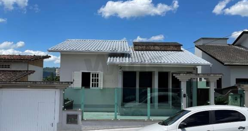 Casa com 6 quartos à venda no Maria Céu, Criciúma 