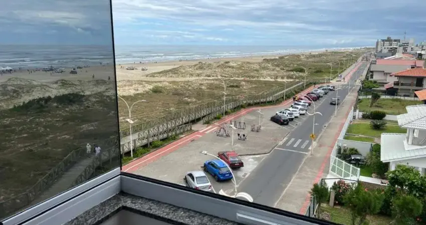Apartamento com vista para o mar, na orla do  Balneário Rincão