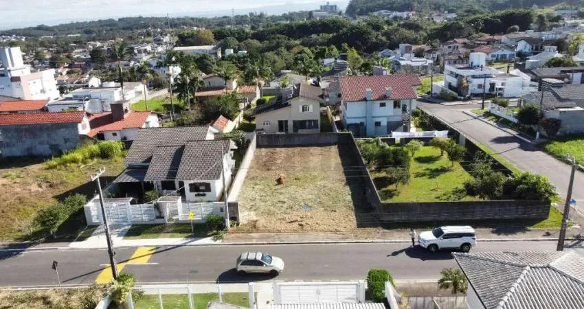 Terreno à venda no Jardim Maristela, Criciúma 