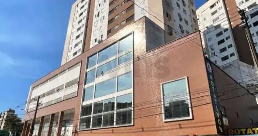 Apartamento 3 Dorm, suíte, sacada com churrasqueira, garagem, Centro, Criciúma