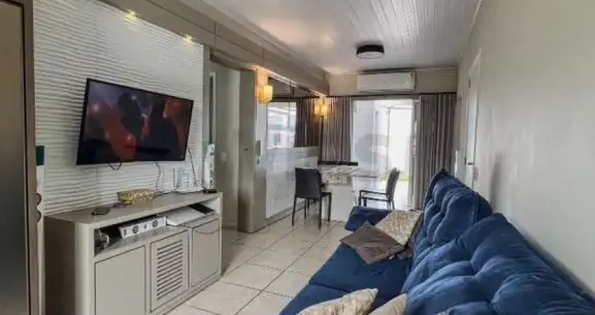 Casa em condomínio fechado próx. ao Centro de Criciúma - 3 Dormitórios