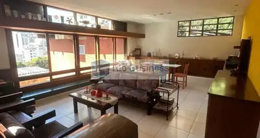 Casa em condomínio com vista cristo em botafogo. maravilhosa