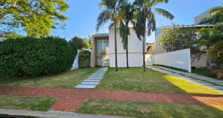 Casa com 4 quartos à venda no Jardim Karaíba, Uberlândia 