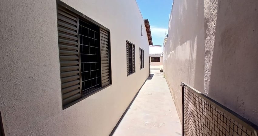 Casa com 3 quartos à venda no Pacaembu, Uberlândia 