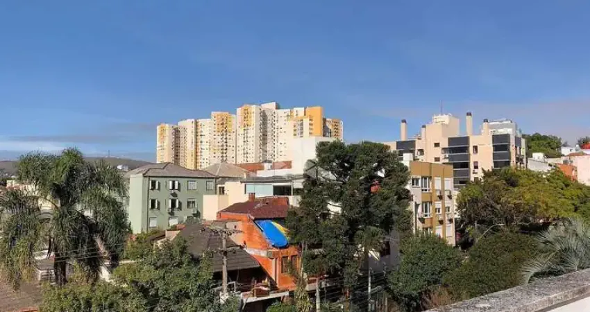 Cobertura semi mobiliada, 2 Dormitórios bairro Santo Antônio, Porto Alegre