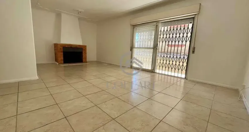 Amplo apartamento com 3 dormitórios no Porto