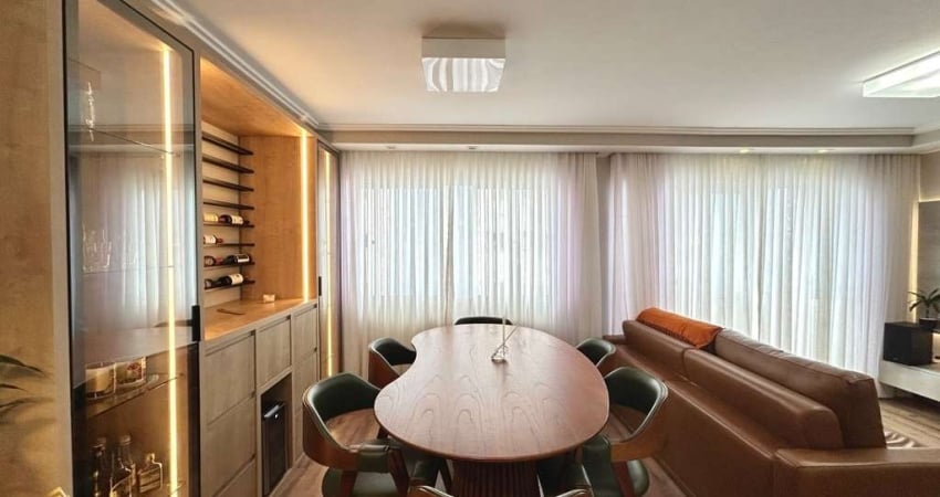 Apartamento duplex com 2 dormitórios e 1 vaga de garagem