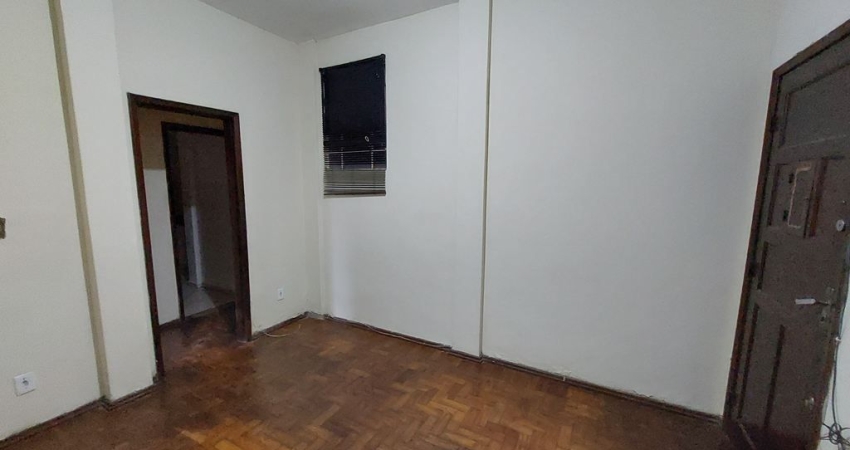 São Lucas, Volta Redonda, Apartamento de 2 quartos com 63,7 m2.