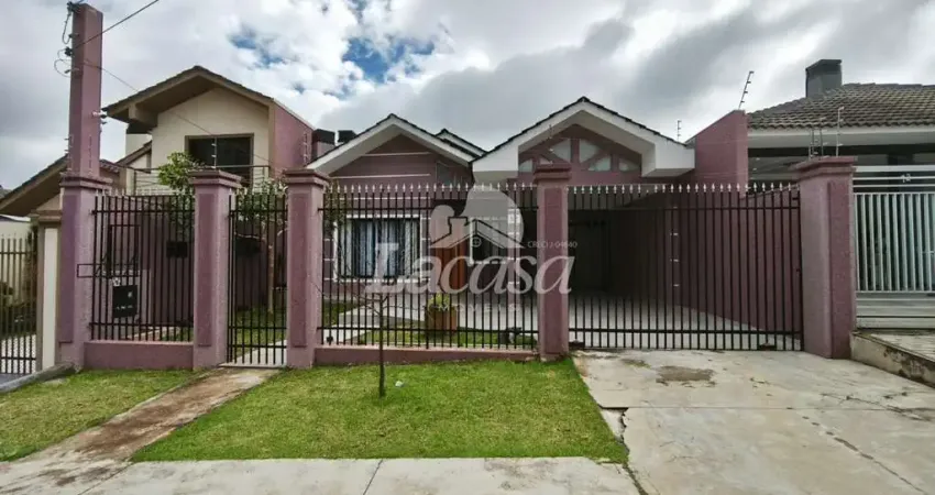 La casa vende casa de alto padrão próximo ao super mercado unimax