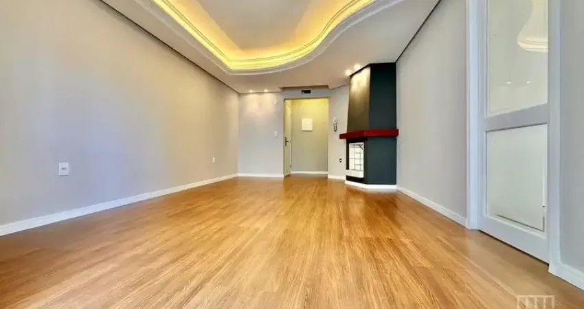 Apartamento Reformado com Sacada de Frente à Venda no Centro de Capão