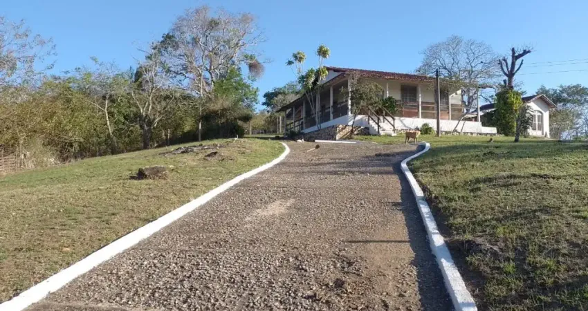 Belo Sítio, legalizado, com criação e casa sede 3 quartos, casa caseiro, curral em Itaborai  RJ