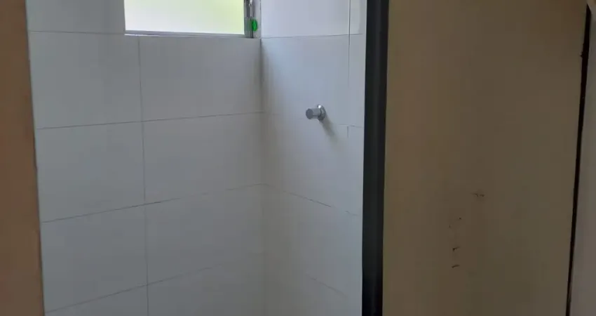 Kitnet / Stúdio para alugar na Rua Maurício de Abreu, 538, Neves (Neves), São Gonçalo