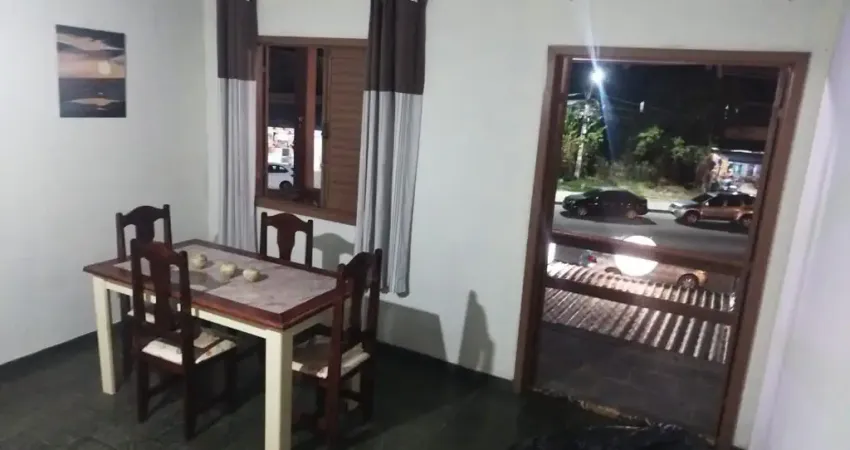 Apartamento 2 Quartos, 1 vaga no Centro de Praia Seca - Araruama  RJ