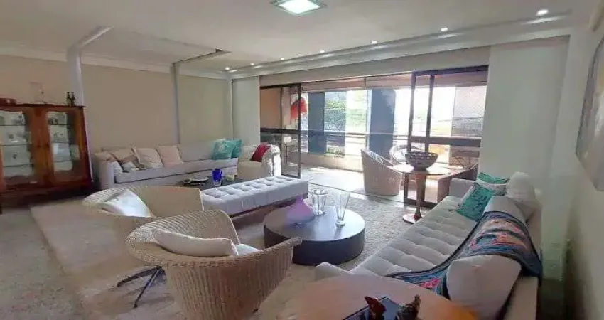 Ato Padrão na Avenida Boa Viagem 1 por andar, com 4 suítes e 3 Vagas!