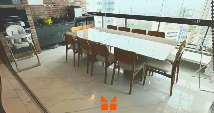 Belíssimo apartamento Alto Padrão! Andar altíssimo e Vista Espetacular!