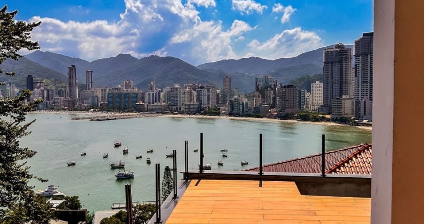 Casa á venda com vista panorâmica