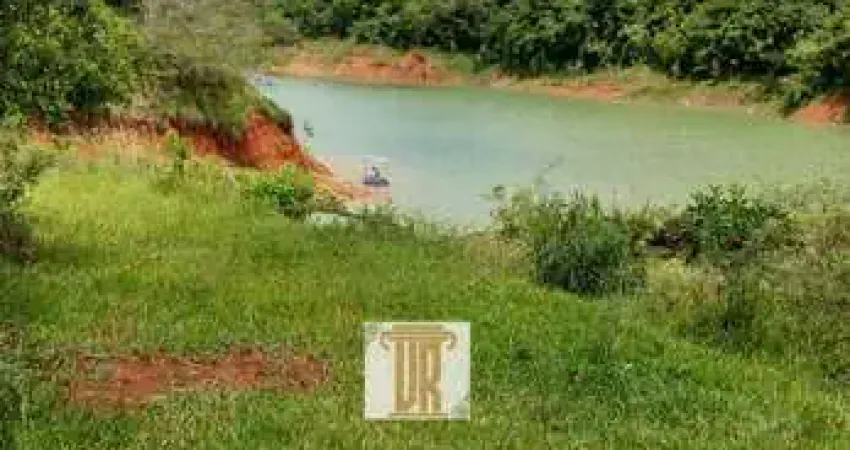 Terreno à venda no Centro, Paraibuna