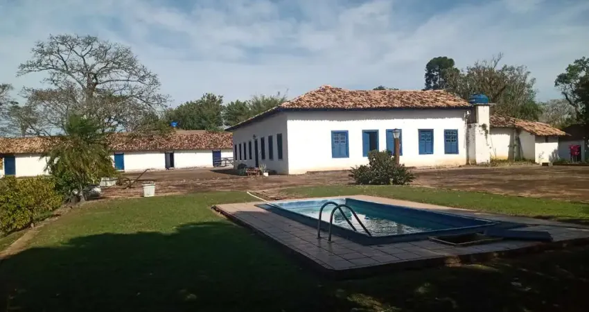 Chácara / sítio com 4 quartos à venda no Centro, Caçapava