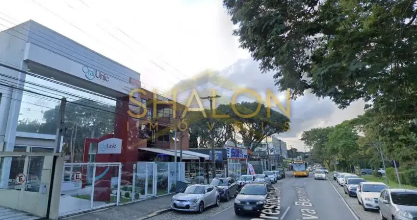 <p>Prédio Comercial Moderno.</p><p>Com 450m² Total.</p><p>Desocupado.</p><p>Excelente Localização.</p><p> </p>
