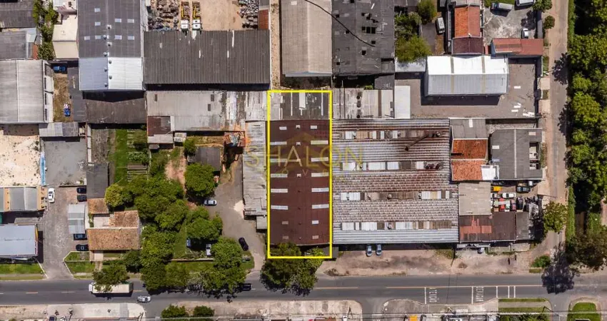 <p>BARRACÃO NO BOQUEIRÃO COM 800M² EM TERRENO DE 1.100 M², ZONA DE SERVIÇO 1</p>
