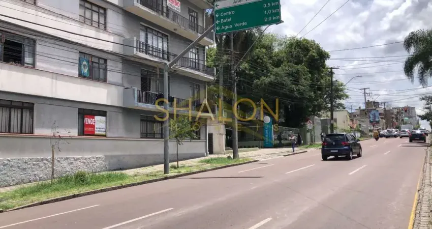 <p>Apartamento com uma ótima oportunidade no Bairro Mercês</p>