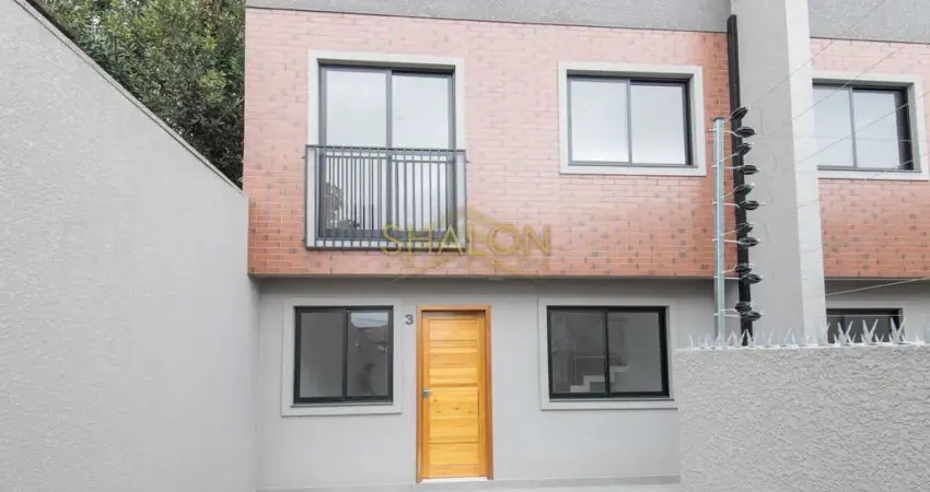 <p>sobrado novo e aconchegante no santa cândida - 2 quartos, sendo 1 suite!</p>