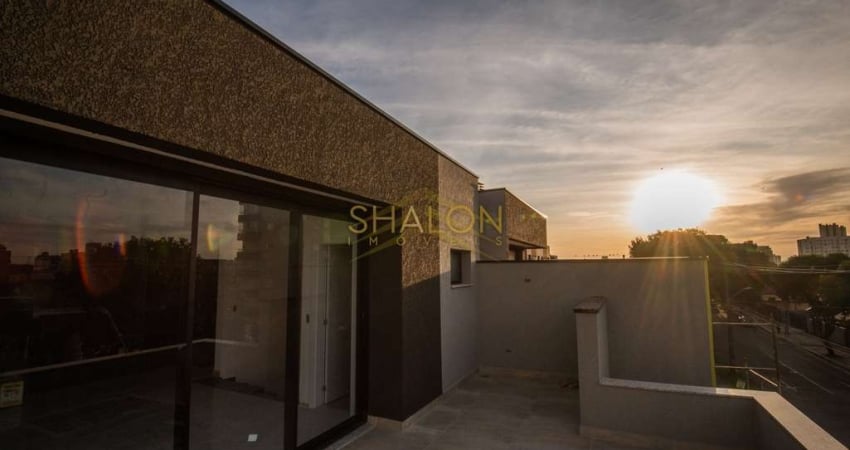 <p>Triplex Moderno com Jacuzzi e Quintal no Centro da Cidade</p><p>TRIPLEX MODERNO COM JACUZZI E QUINTAL NO CENTRO DE SÃO JOSÉ DE PINHAIS</p>