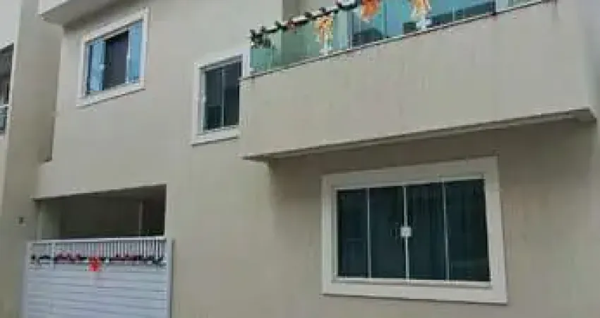 Casa com 3 quartos à venda na Rua Luiza Ferreira de Souza, Pitangueiras, Lauro de Freitas